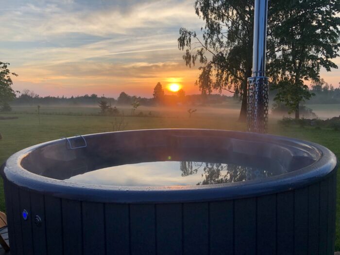 Luxe Hottub 200cm - interne kachel - Fiberglas binnenbak